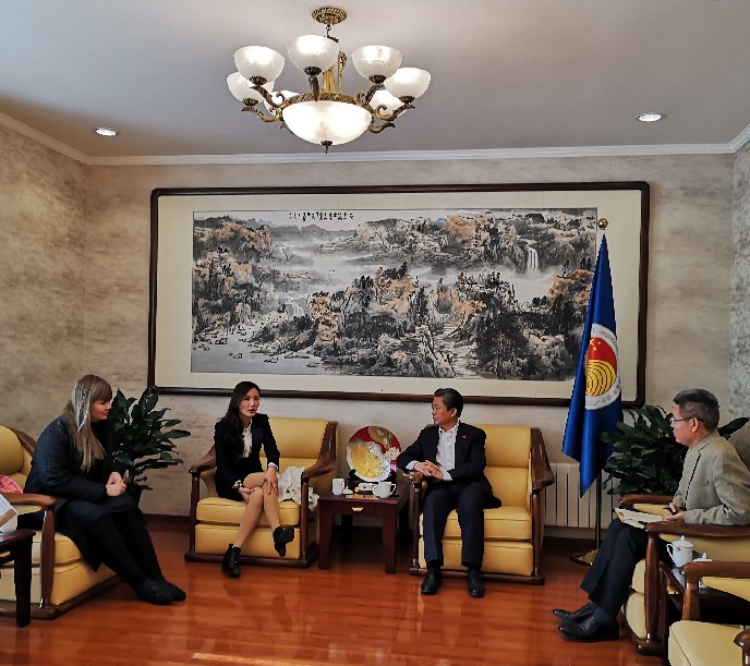 ACC Secretary-General Met with Chairman of Thai Central Chinese Television Group