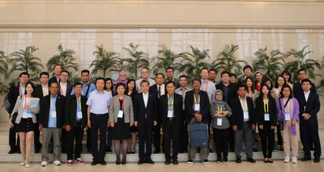 ASEAN Media Delegation Visited Ningxia and Sichuan