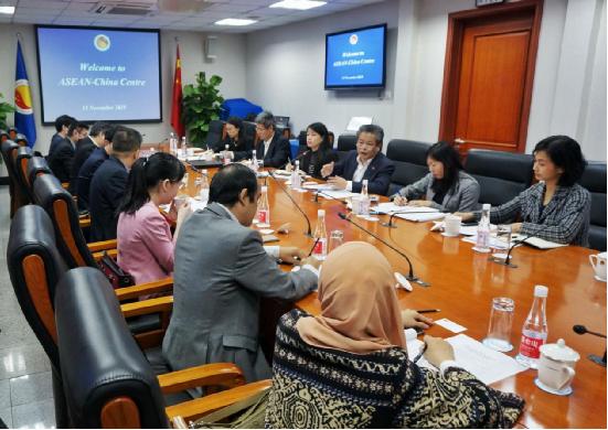 A Delegation of Mid to Senior Level ASEAN Diplomats Visited ACC