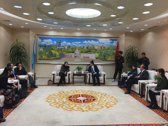 Secretary General Yang Xiuping Met with the Vice President of Jilin University