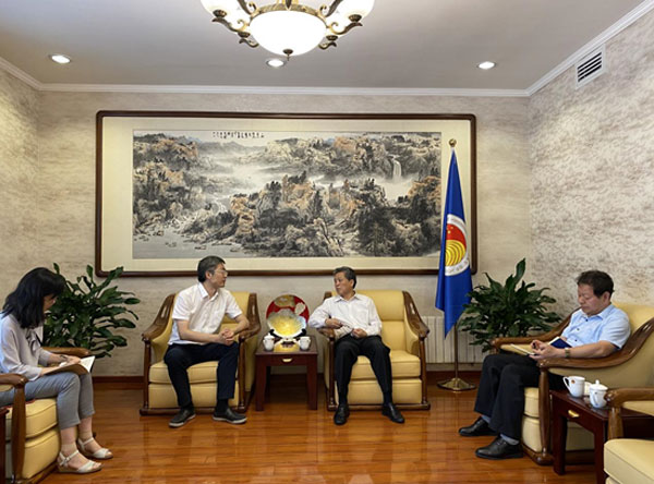 ACC Secretary-General Chen Dehai Met with Deputy Director of MIIT-CIETC-IIE