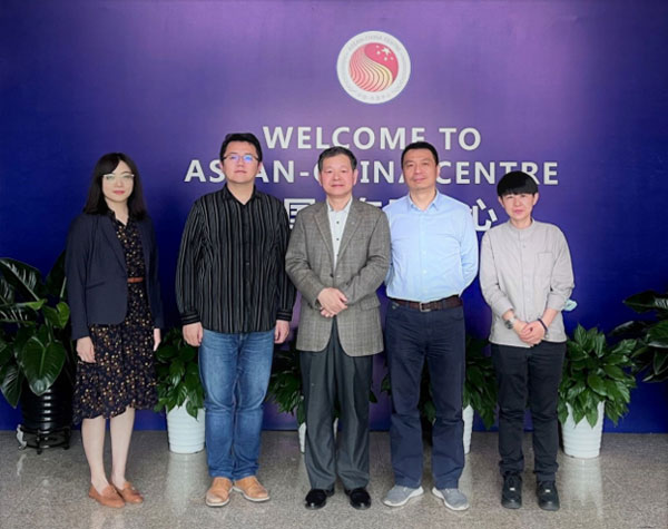 ACC Representative Met with Director of Department of Exhibition and Events of China Chamber of International Commerce